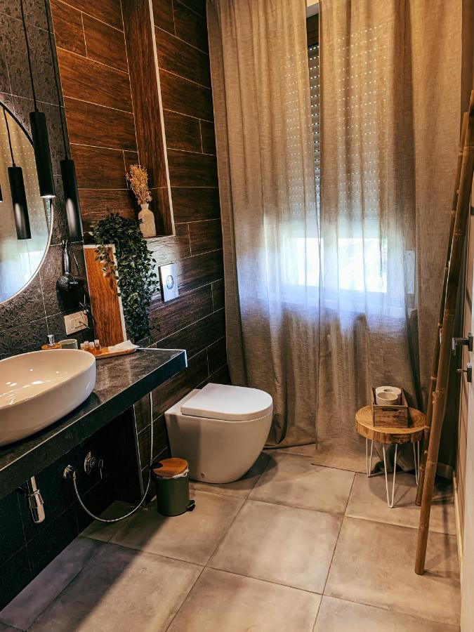 B&B Salus Civico 23 Ρέτζιο Εμίλια Εξωτερικό φωτογραφία