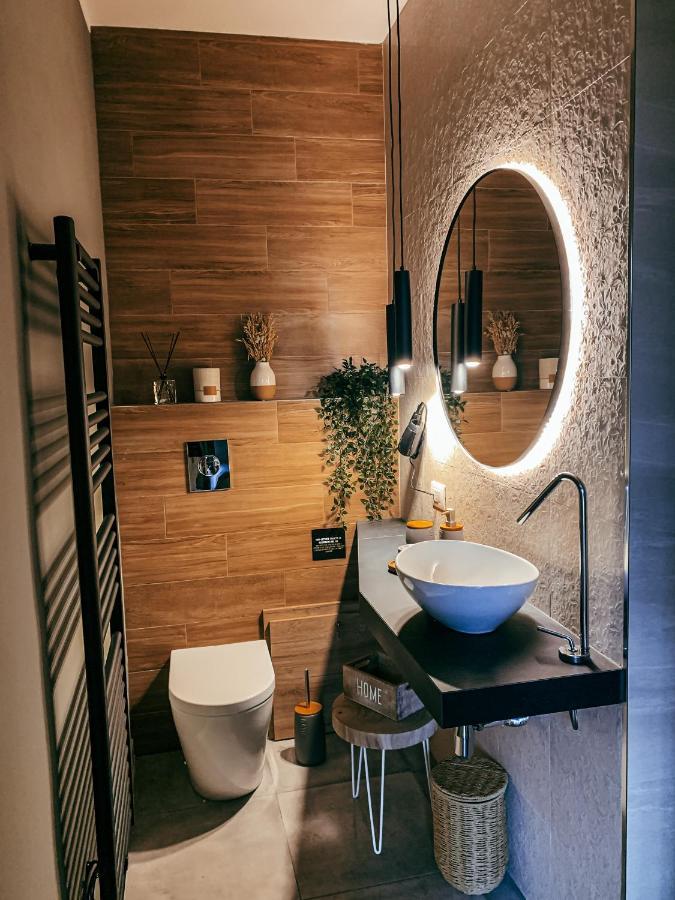 B&B Salus Civico 23 Ρέτζιο Εμίλια Εξωτερικό φωτογραφία