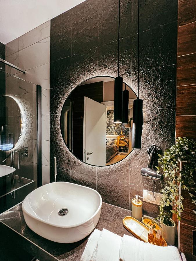 B&B Salus Civico 23 Ρέτζιο Εμίλια Εξωτερικό φωτογραφία